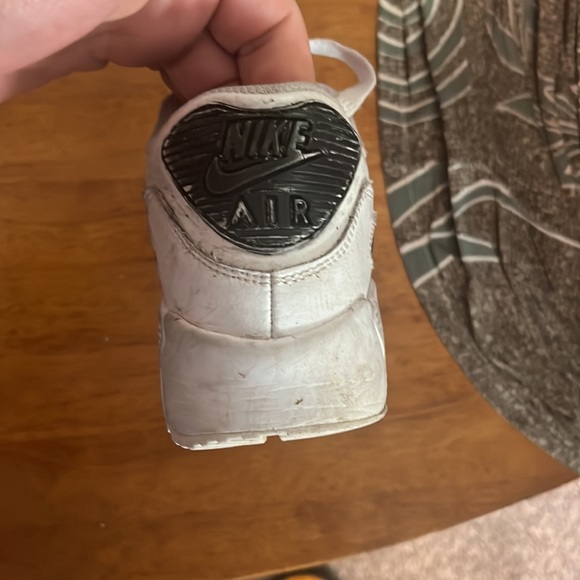 Nike Air Max - Picture 2 of 3